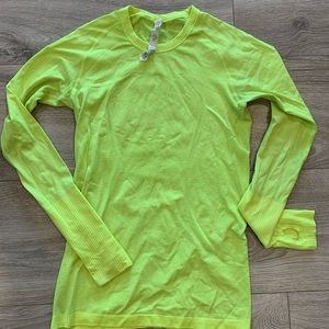 Lululemon swiftly tech long sleeve top